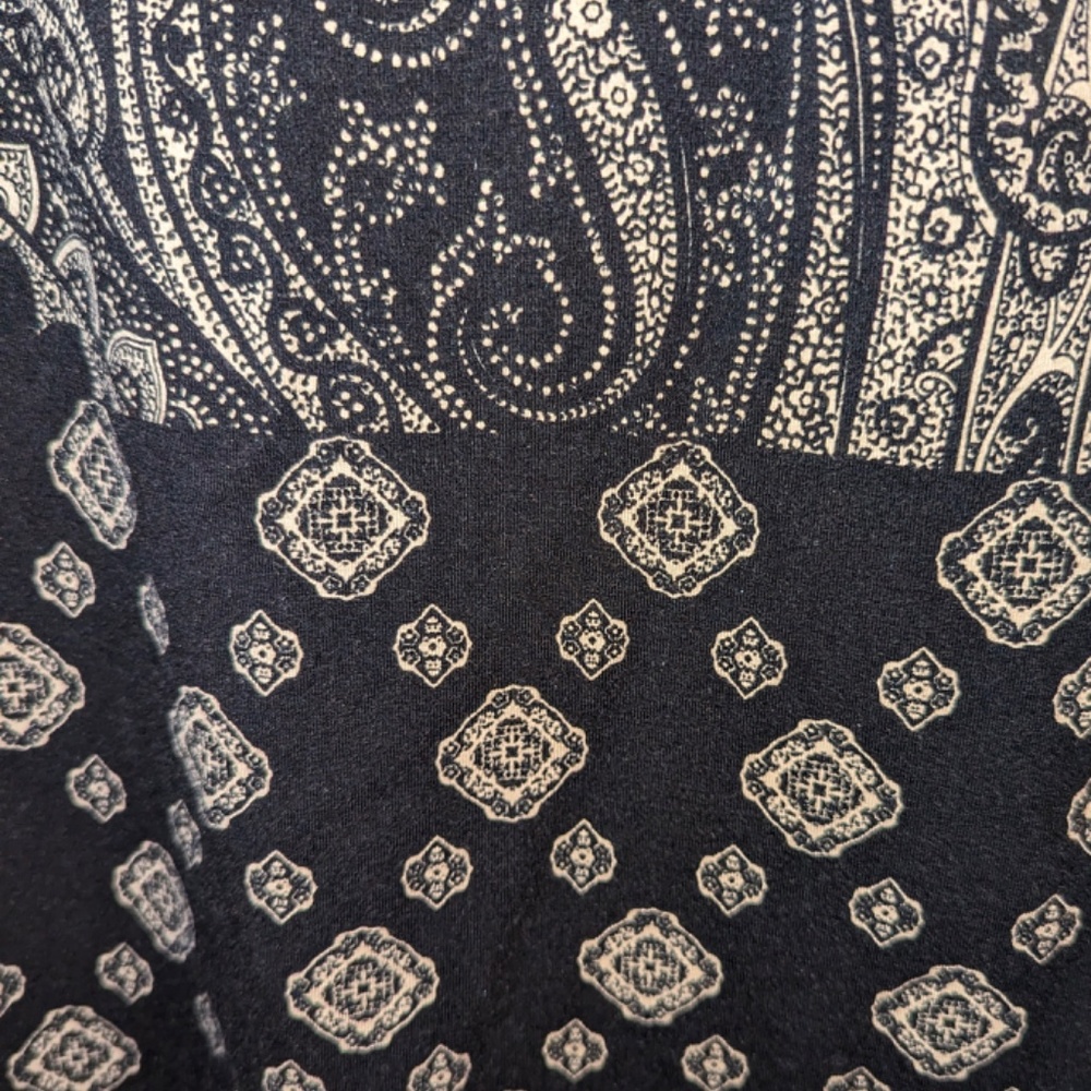 Isaac Mizrahi Print Maxi Dress - Picture 5 of 10
